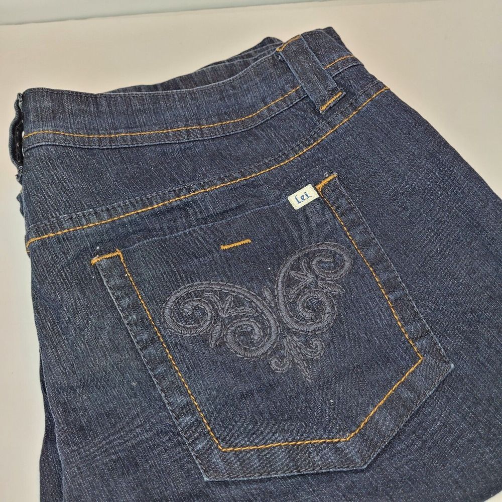 L.E.I. Ashley Trouble‎ Jeans Mid-Rise Bootcut Blue Dark Wash Juniors Size 17